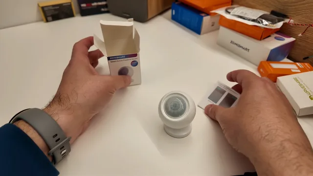 Recensione Zemismart ZPS-Z1: Il sensore mmWave a batteria e come domarlo su ZHA (Soft Hacking)