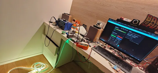 Light Show Professionale a 24V: Oltre i Giocattoli Commerciali con LedFx, WLED e Home Assistant